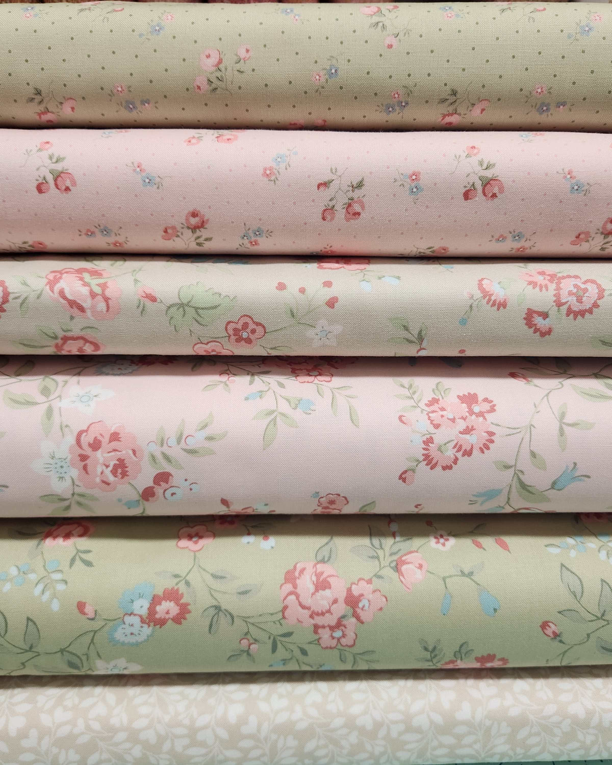 Six colorful fabric half-yard cuts from Six-Pack Party Bundle for quilting projects