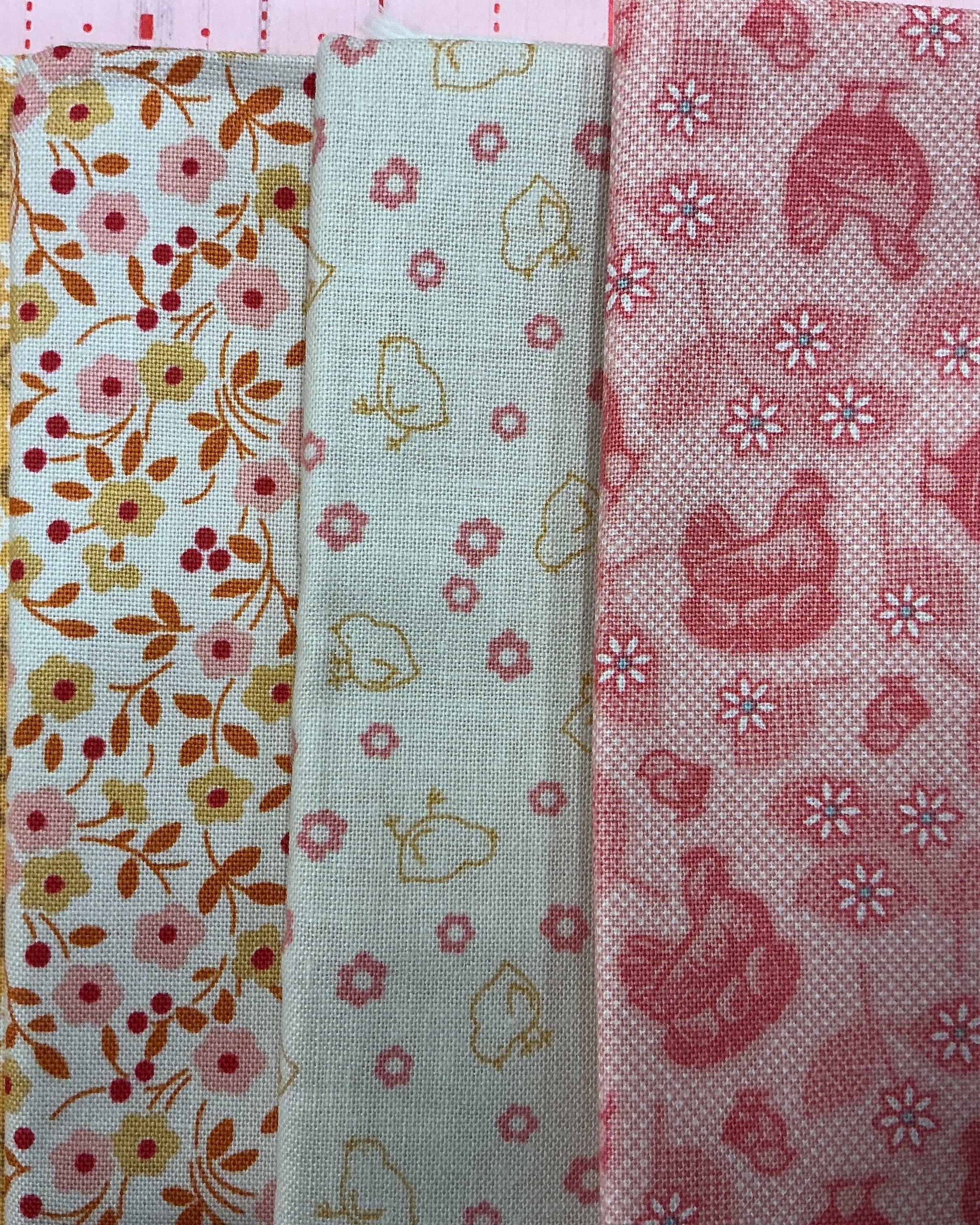4 Yard Quilt Bundle fabric set with floral and chicken prints for quilting projects