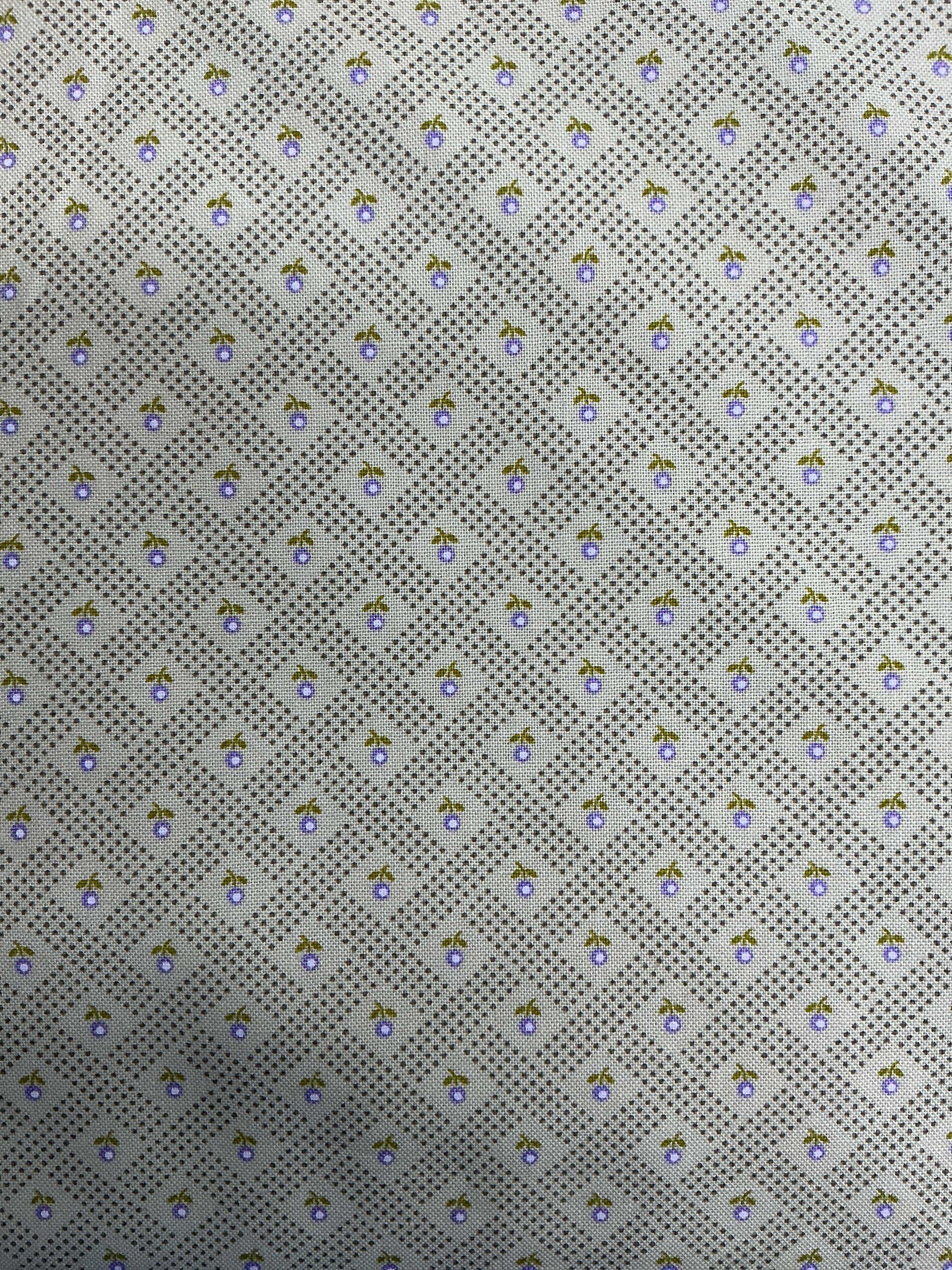 5 yards of continuous fabric for quilt backing B1262