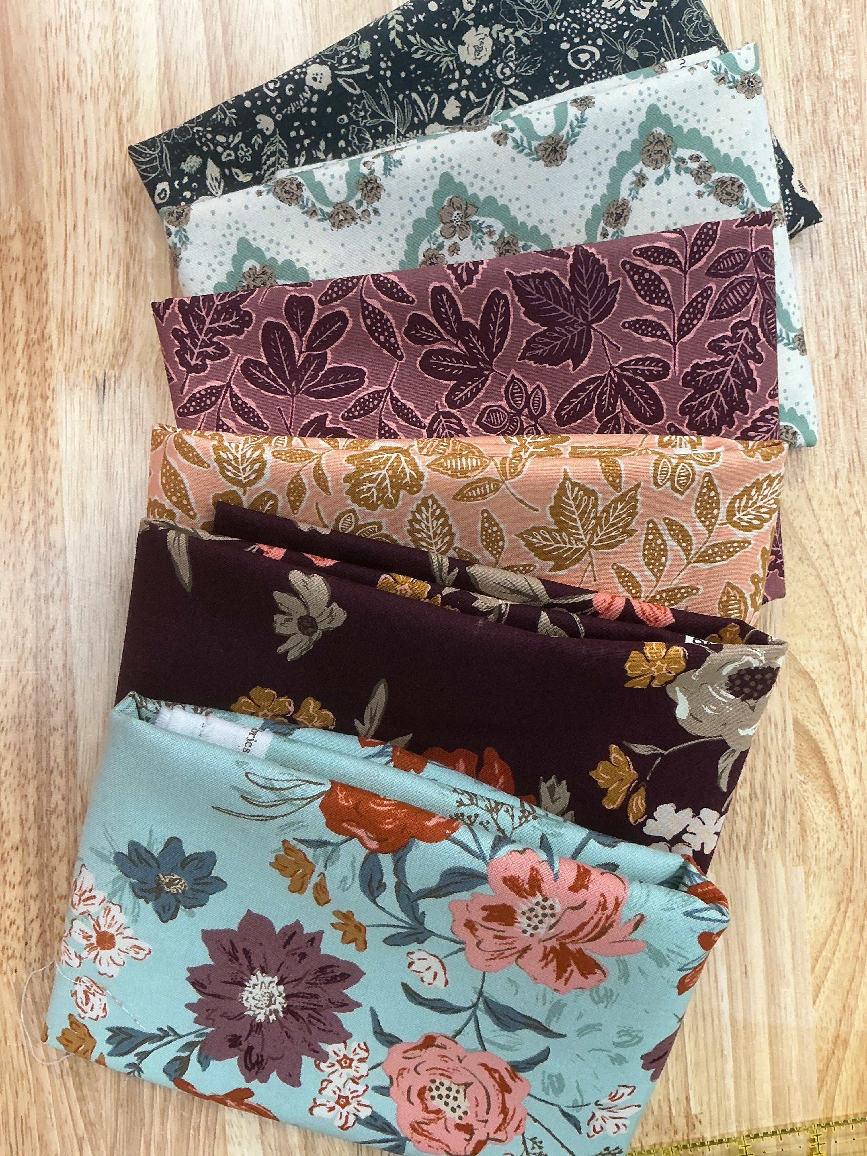 Half Yard Bundle Kit with six fabric cuts and free pattern