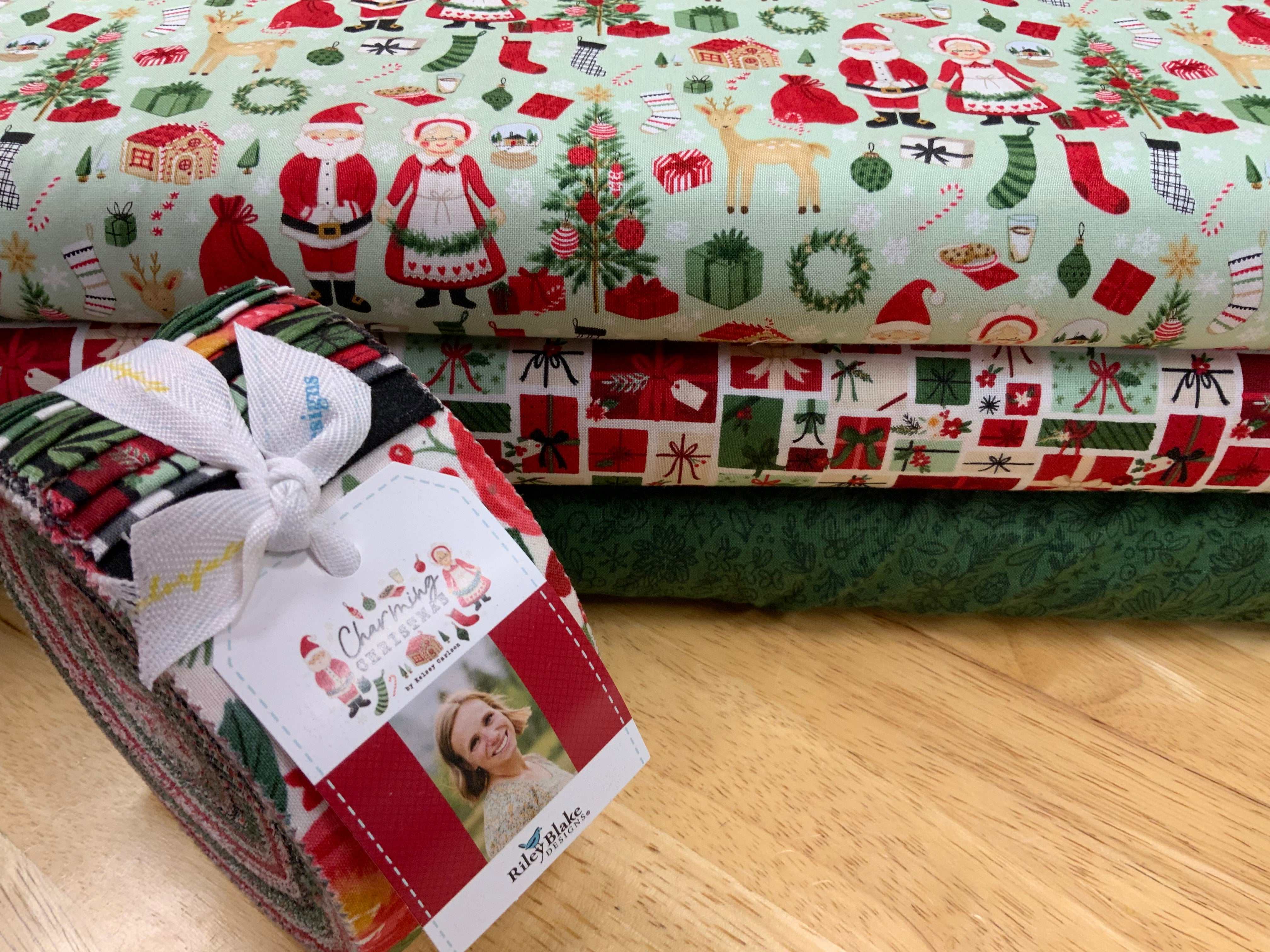 Project Jelly Roll Kit with Charming Christmas fabric and Luster quilt pattern by Riley Blake Designs