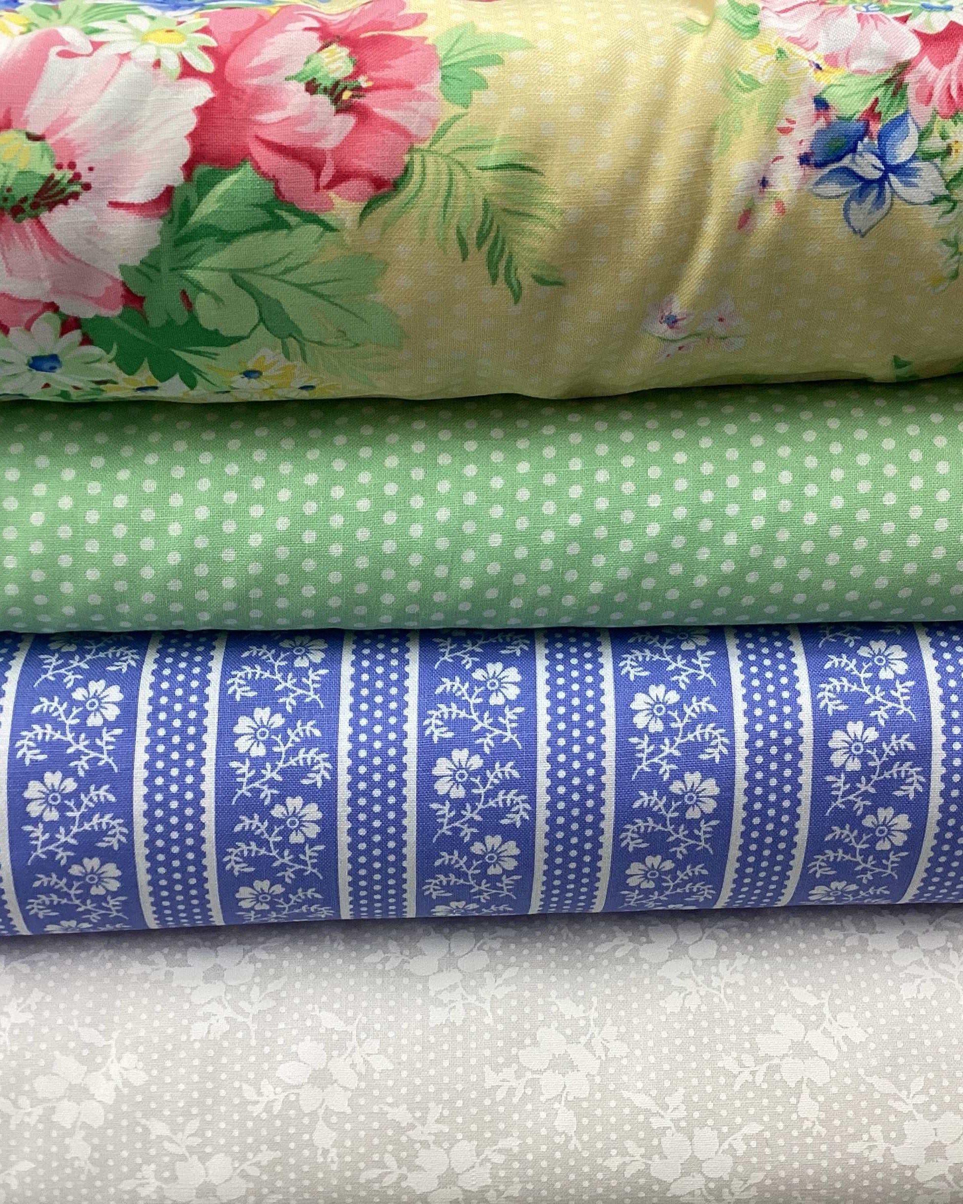 4 Yard Quilt Bundle fabric bundle with Bella Rose Quilts design for crafting and double-fold binding