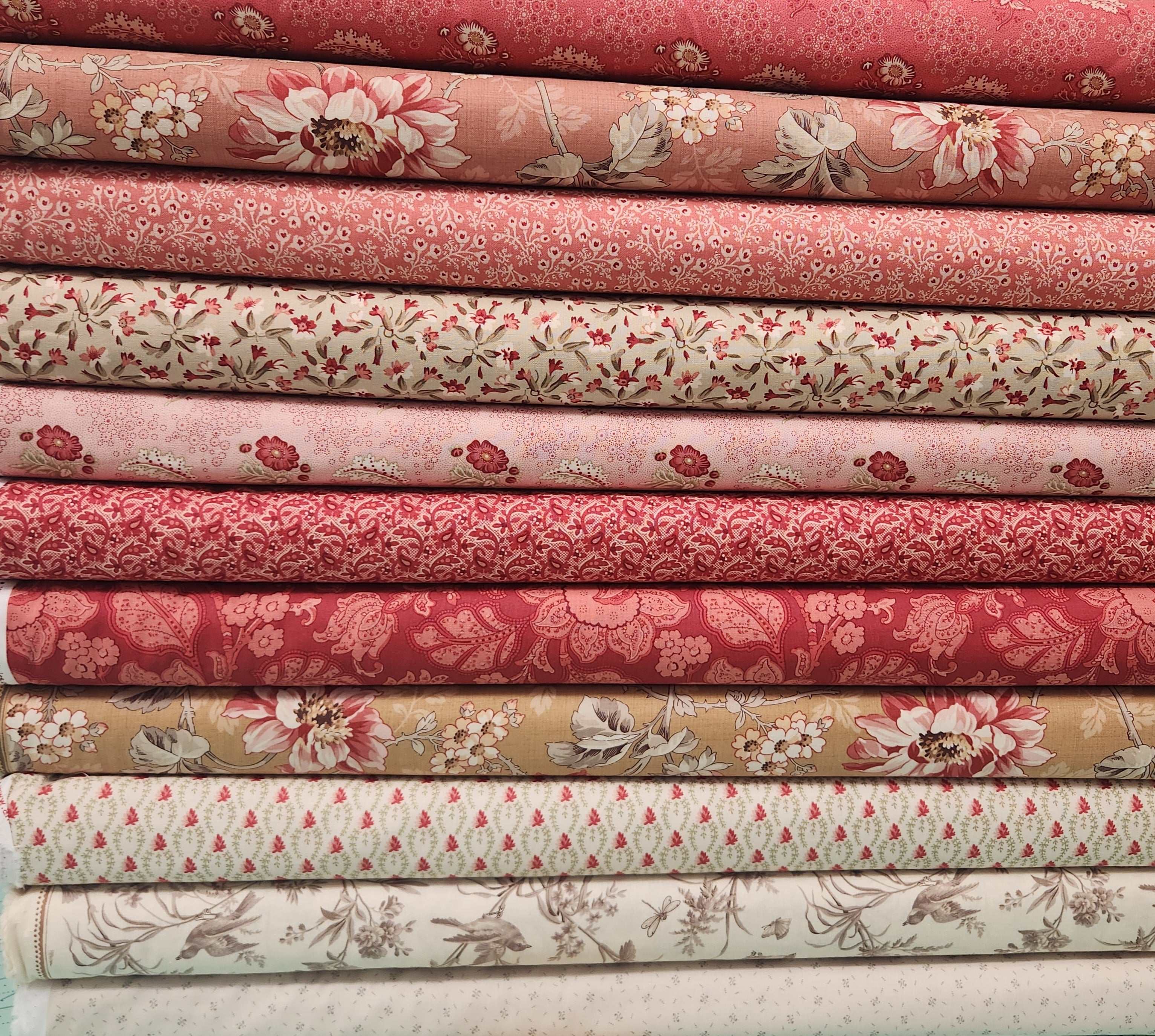 M50 Surf's Up Bundle quilting fabrics with coordinating 10-piece set for Hang Ten and Riptide quilts