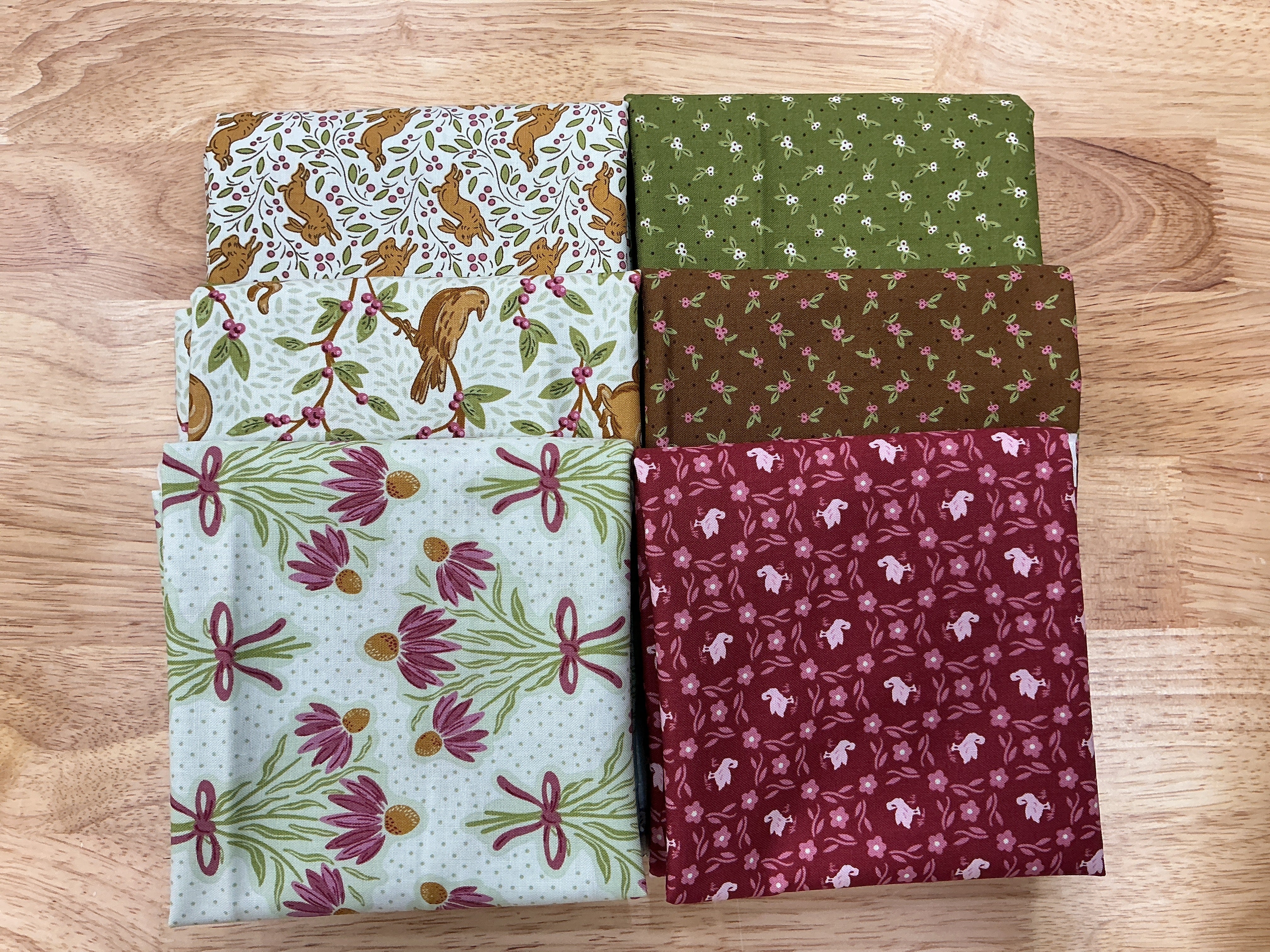 Six-Pack Party Bundles six half-yard fabric cuts for quilting projects