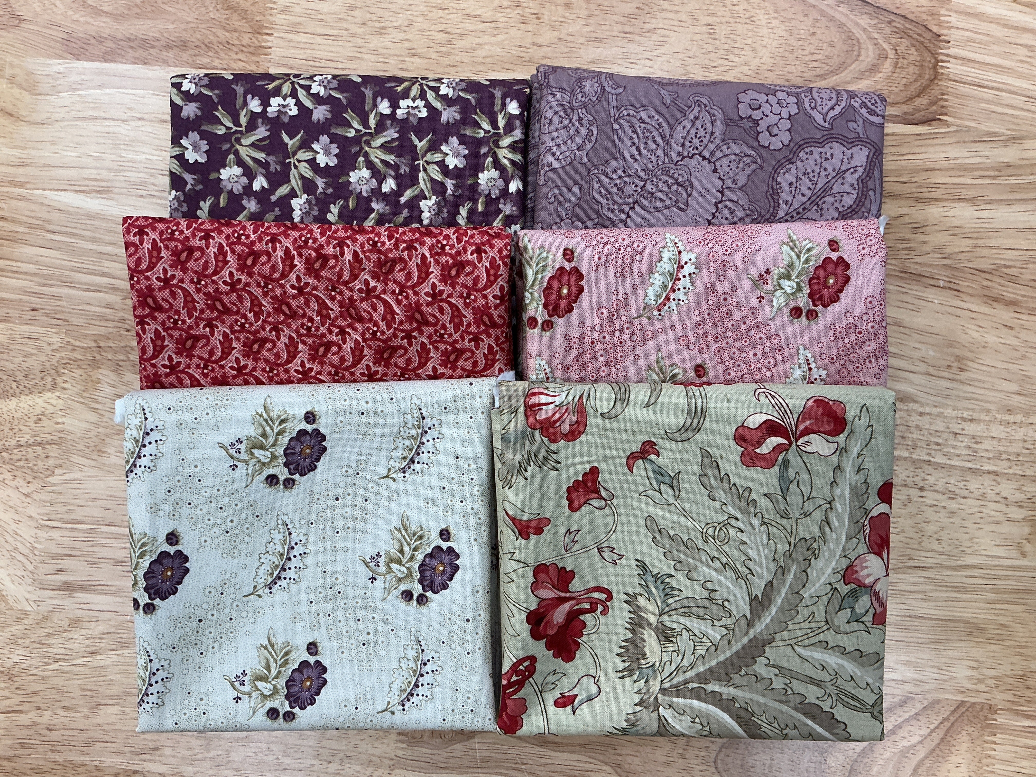 Six-Pack Party Bundle six half-yard fabric cuts for quilting projects