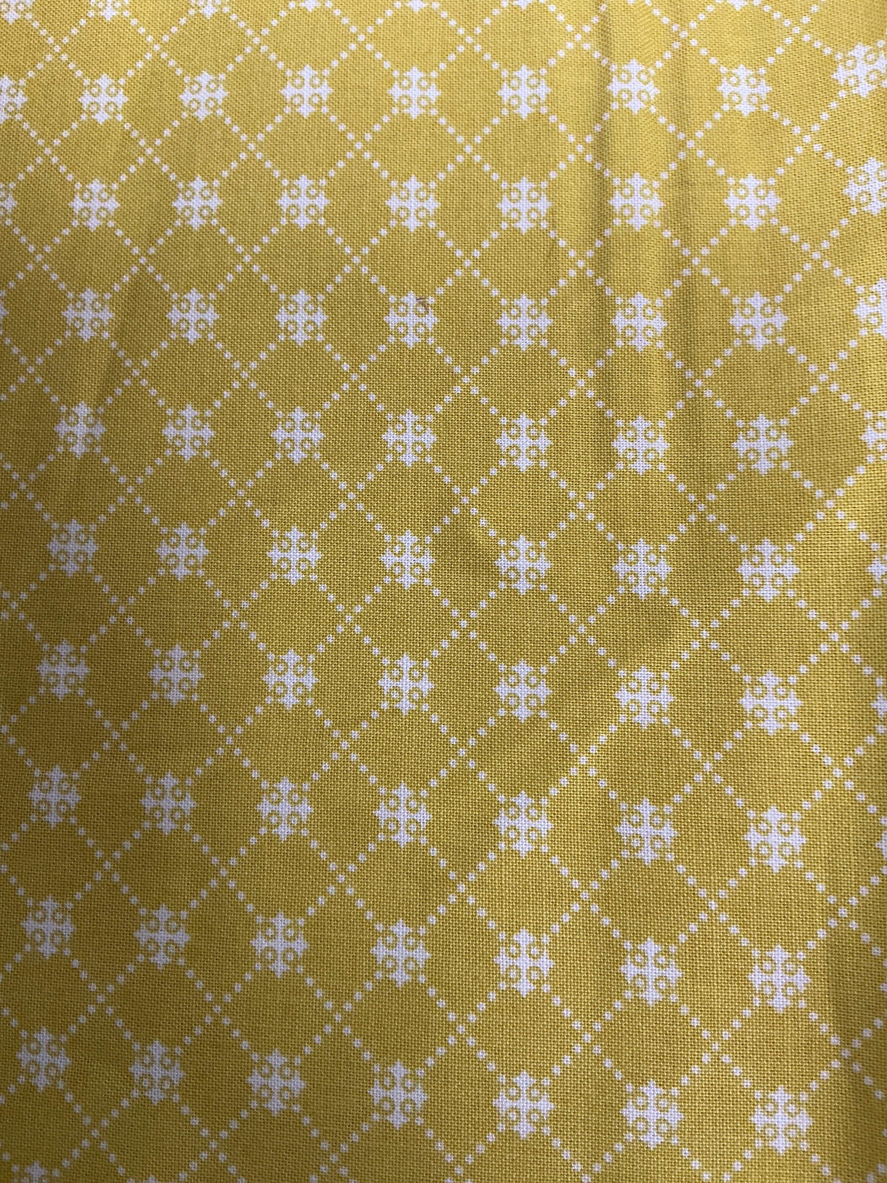 Backing Sale- 091 fabric from Bella Rose Quilts for quilting projects