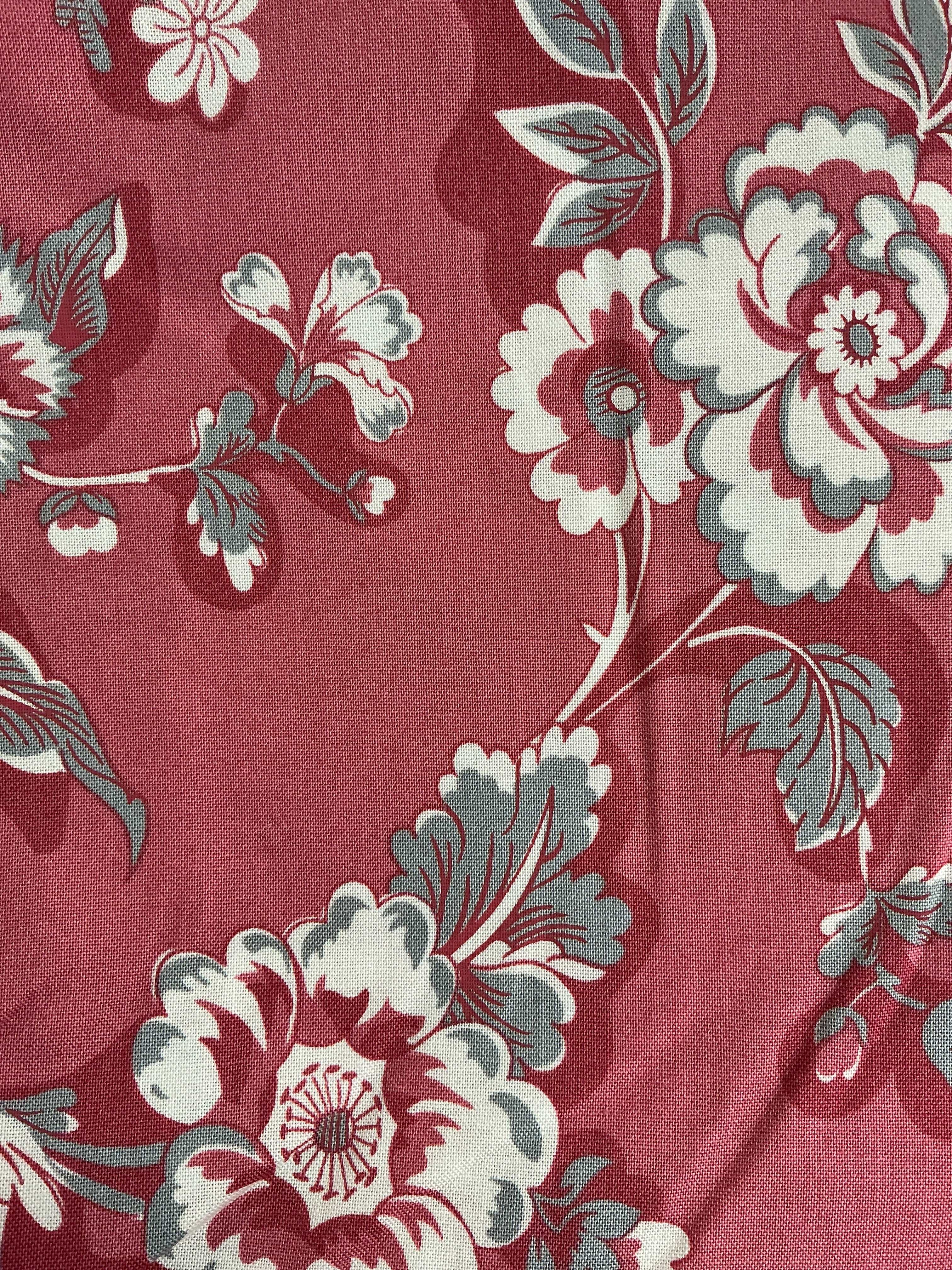 End of Bolt Sale 665 fabric 2.5 yards colorful pattern