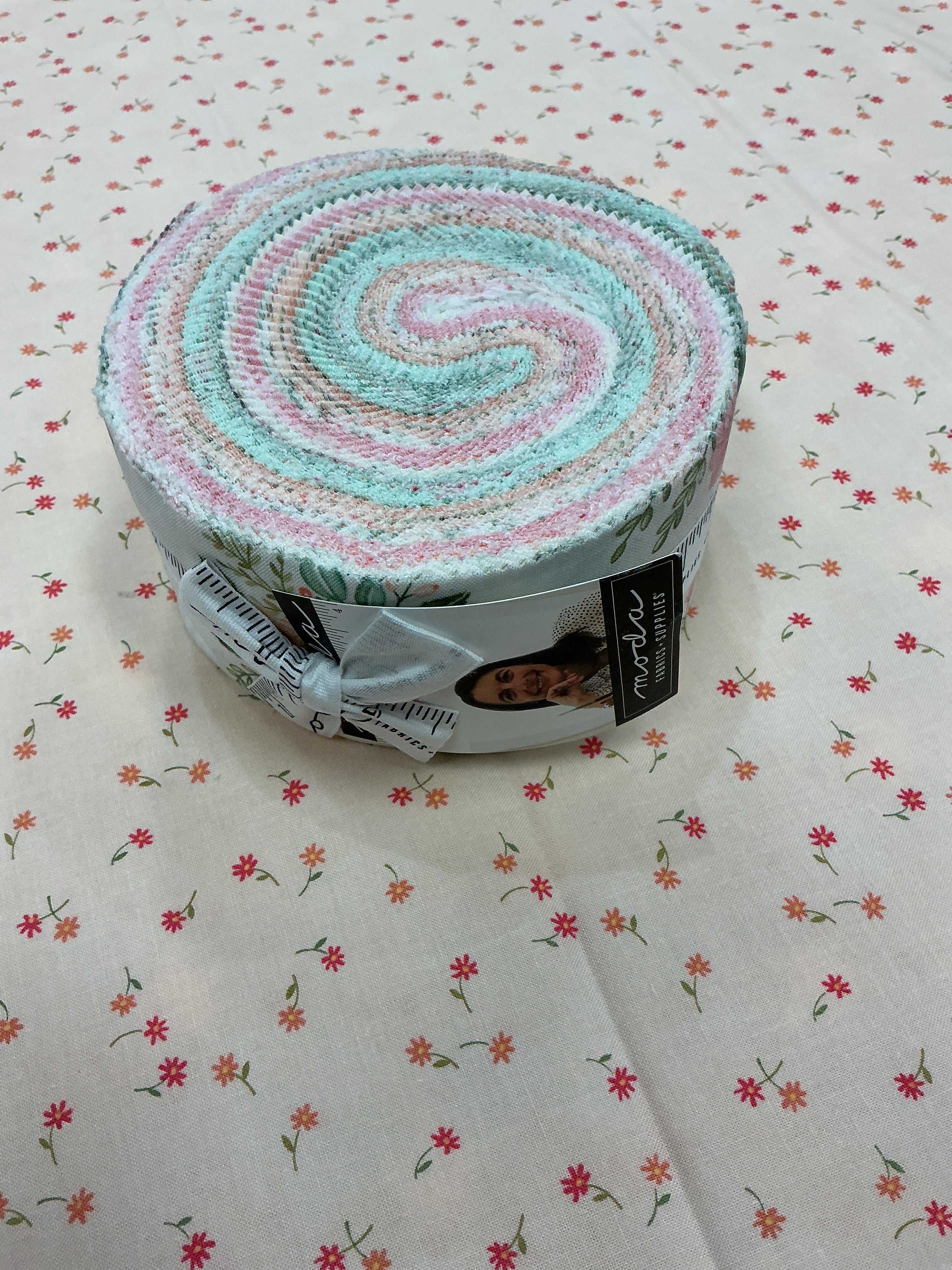 Strip Cocktail quilt bundle with 2.5-inch strips for crib, lap, or twin sizes by Bella Rose Quilts