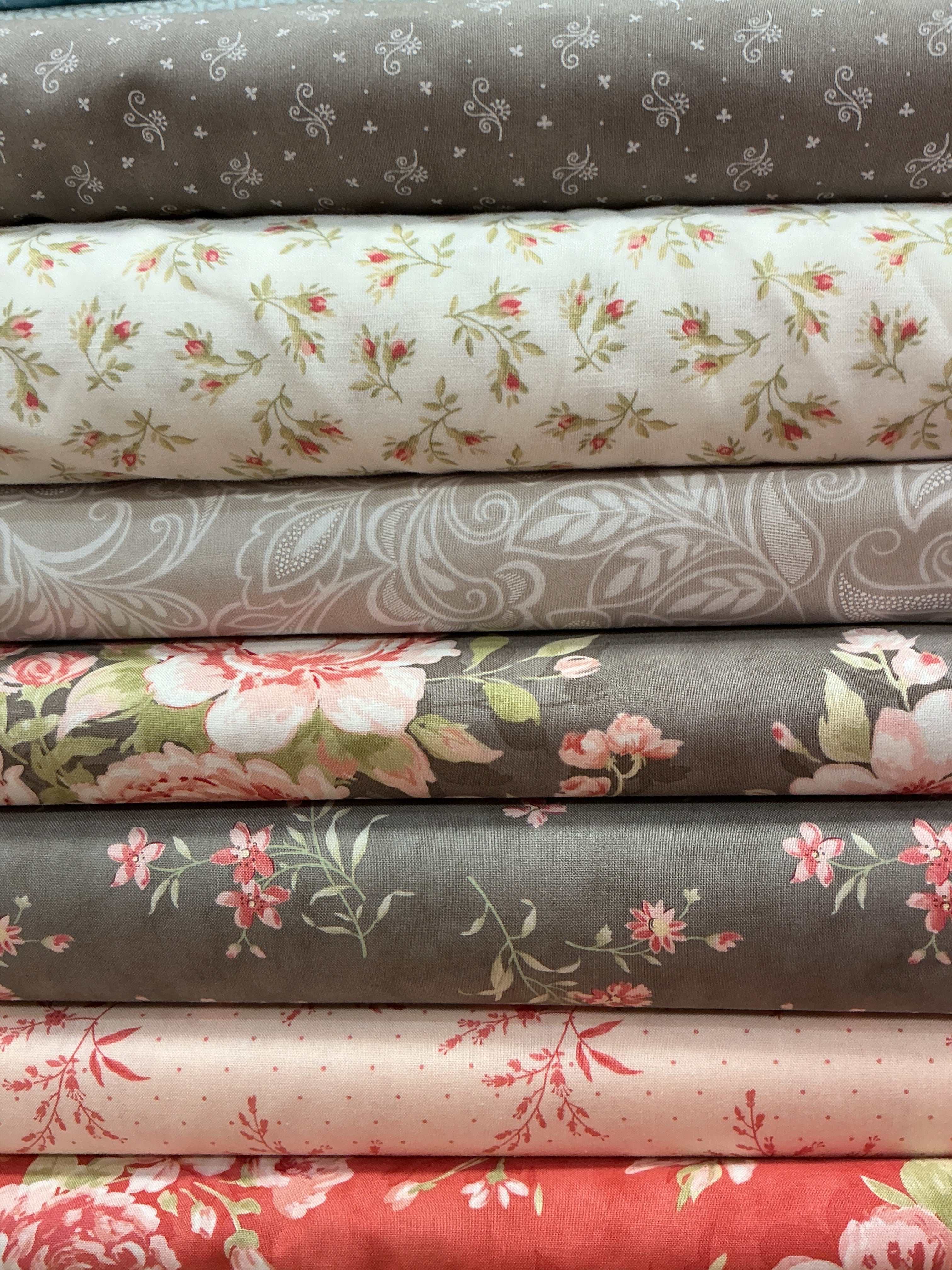 Six-Pack Party Bundle seven coordinating 20-inch fabric cuts for quilting projects