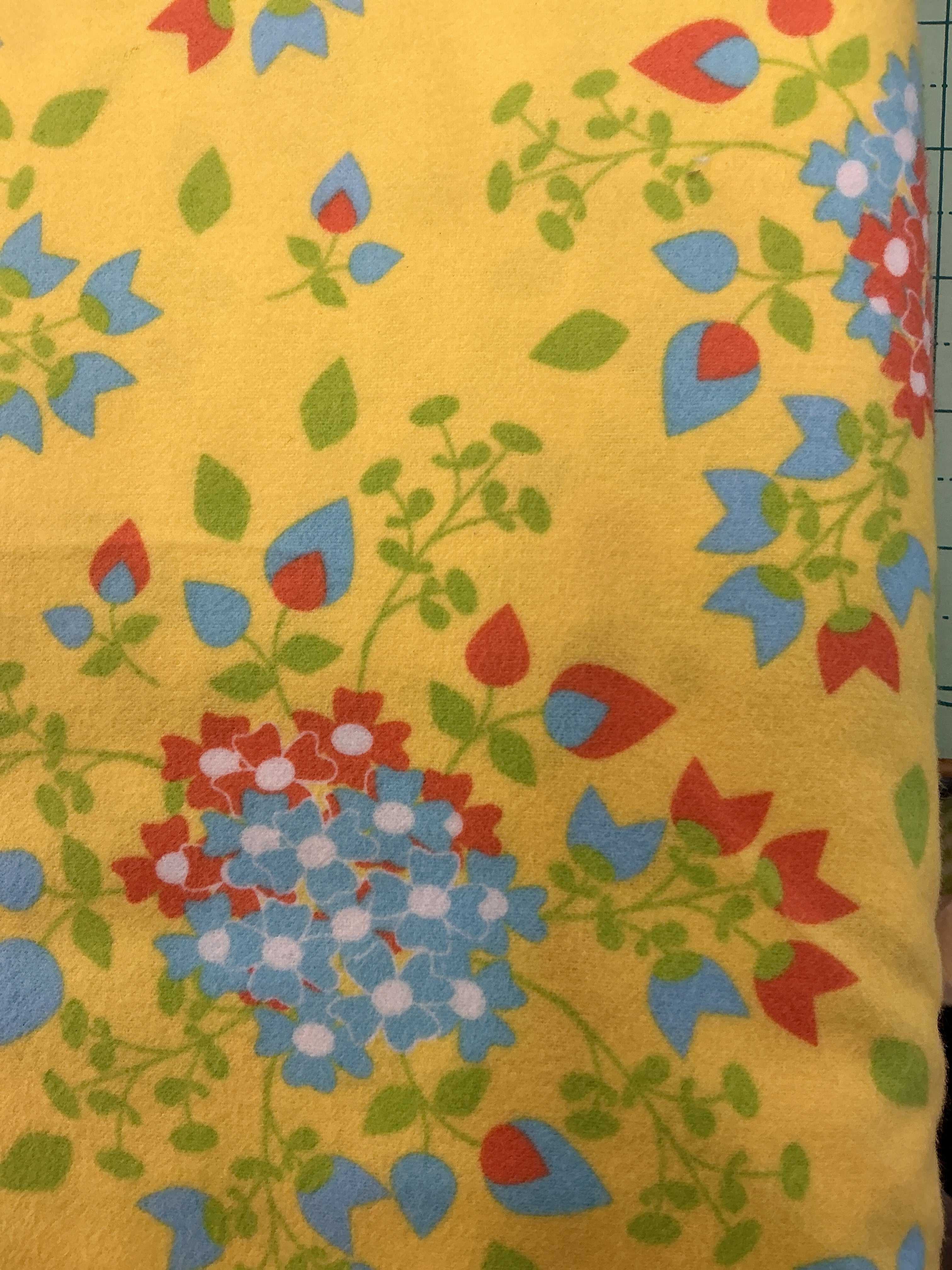 Backing Sale fabric 013 in 4 yards for quilting projects from Bella Rose Quilts