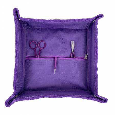 Purple Tote Trivet organizer with zippered pouch and snap corners holding scissors and pen knitting notions
