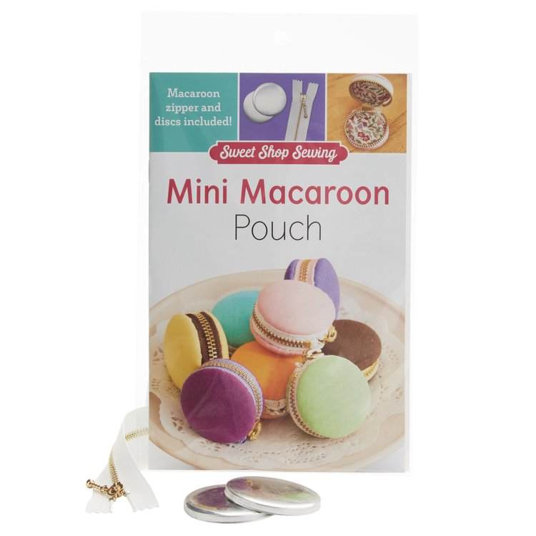 Mini Macaroon Pouch sewing kit with cookie-shaped pouches, zipper, and discs for storing small items.